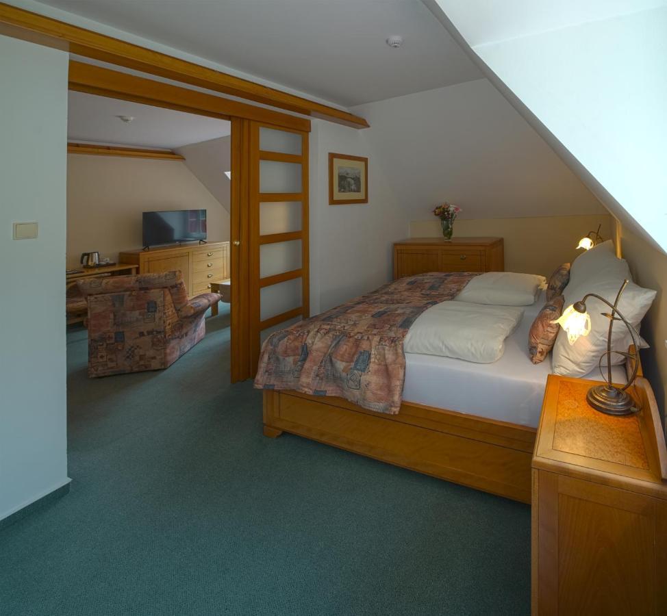 Hotel Praha Hřensko Εξωτερικό φωτογραφία