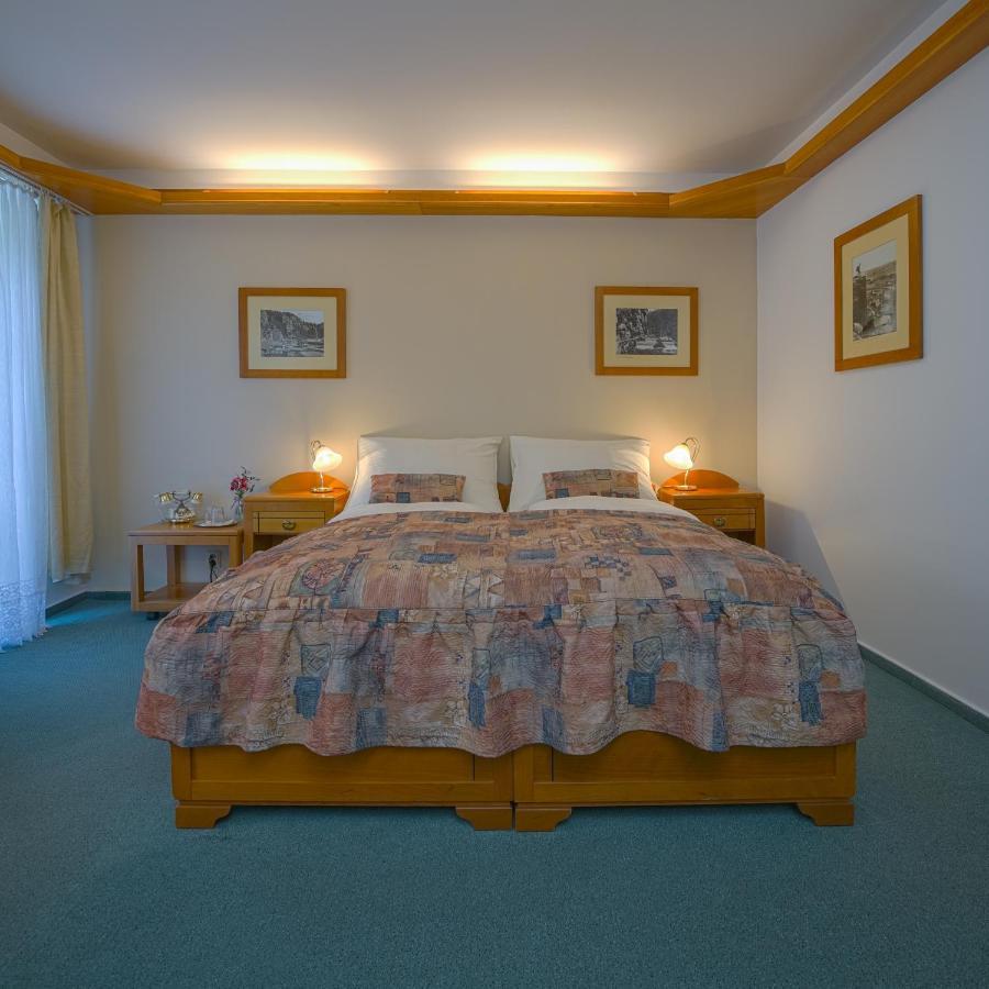 Hotel Praha Hřensko Εξωτερικό φωτογραφία