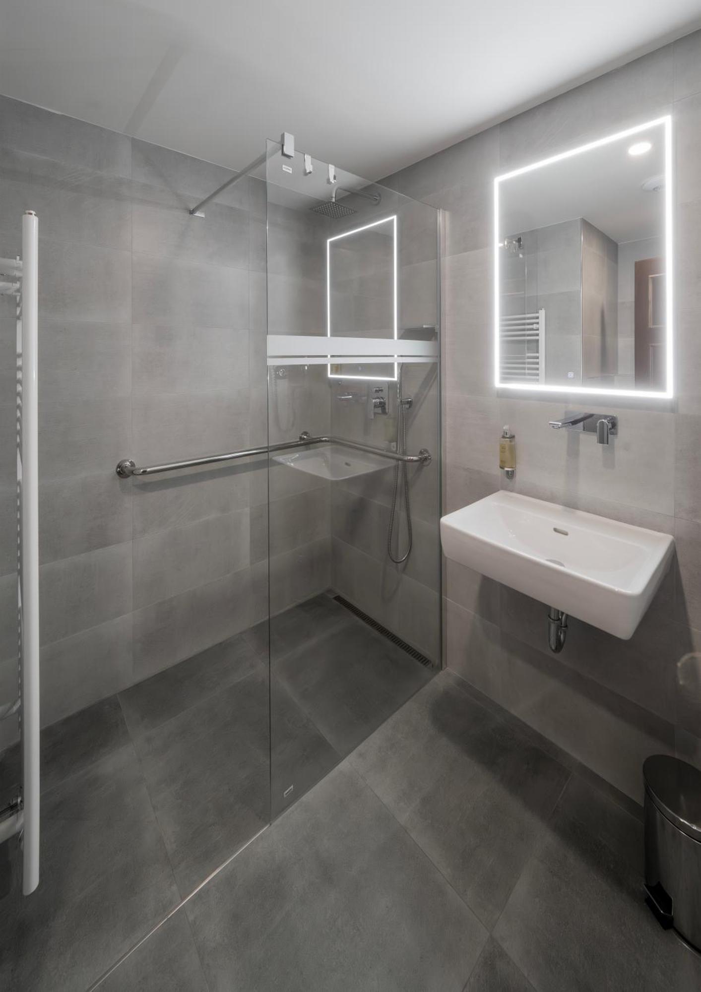 Hotel Praha Hřensko Εξωτερικό φωτογραφία