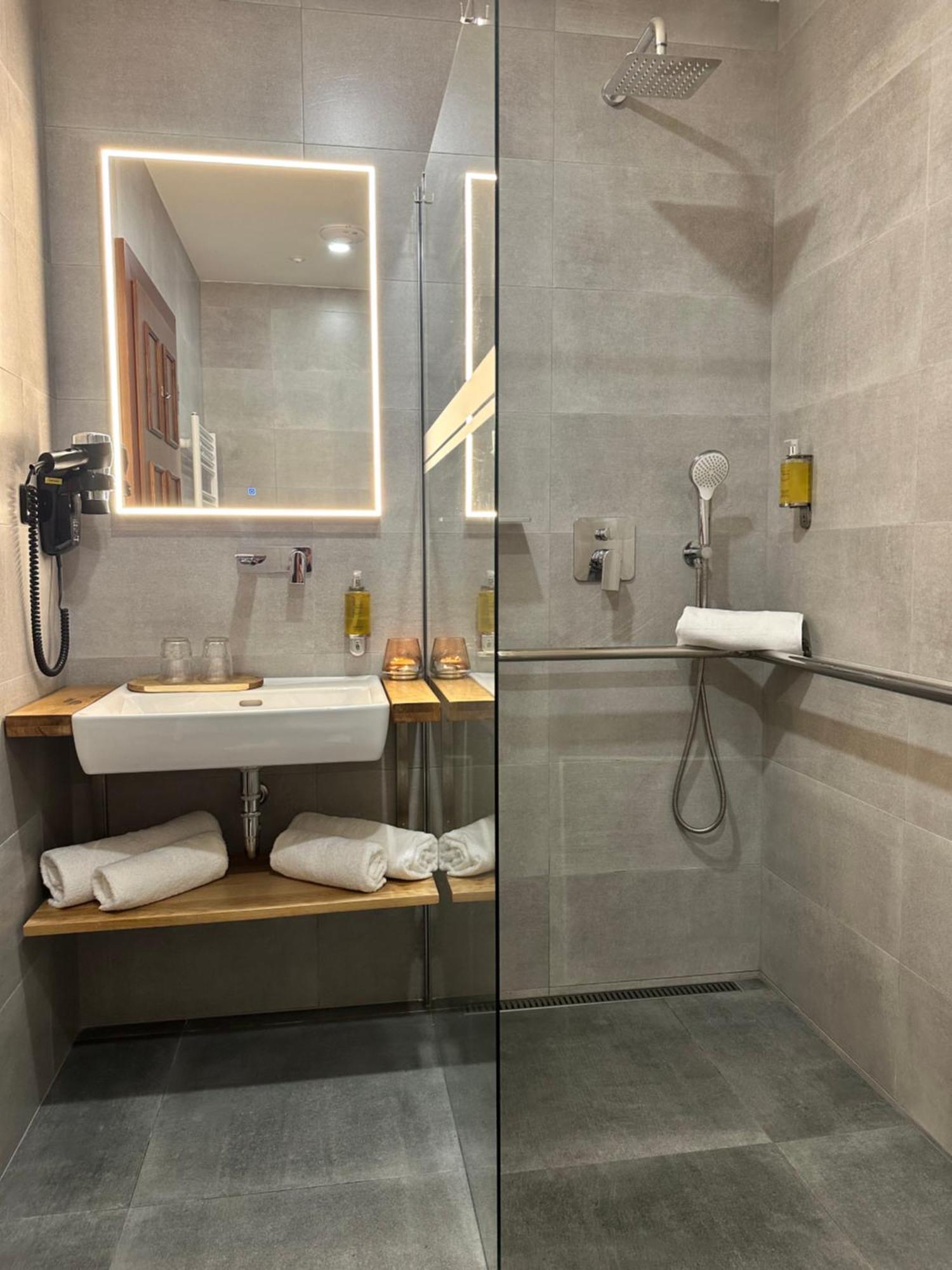 Hotel Praha Hřensko Εξωτερικό φωτογραφία
